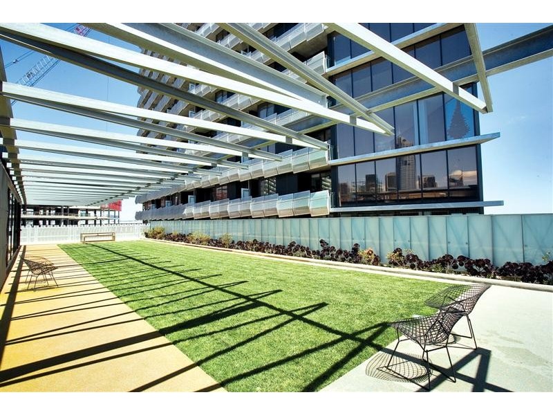 S1510/8 Waterview Walk, Docklands VIC 3008