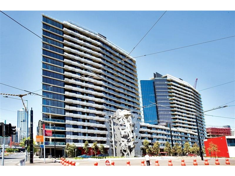 S1510/8 Waterview Walk, Docklands VIC 3008