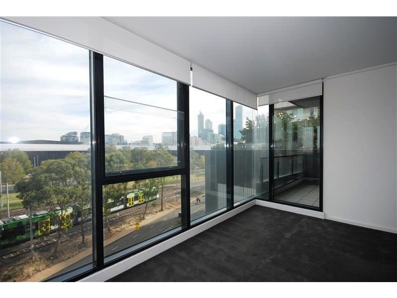 REF 22791/99 Whiteman Street, Southbank VIC 3006