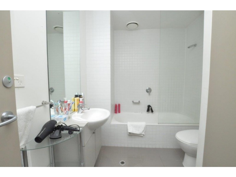 1403/270 King Street, Melbourne VIC 3000