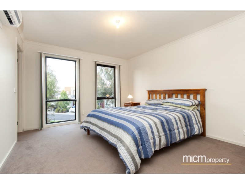 39/39 Astley Crescent, Point Cook VIC 3030