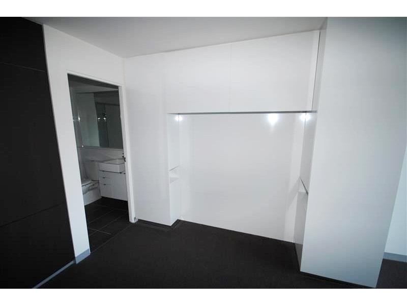 REF 22806/53 Batman Street, West Melbourne VIC 3003