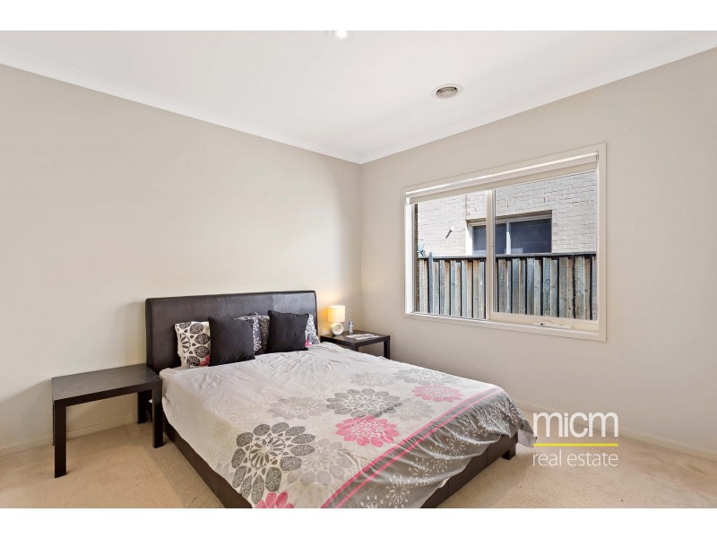 40 Middle Park Drive, Point Cook VIC 3030