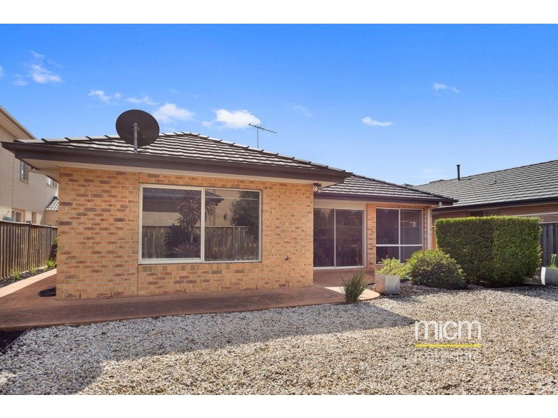 40 Middle Park Drive, Point Cook VIC 3030