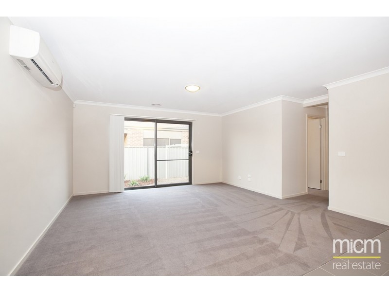 13 Runlet Drive, Point Cook VIC 3030