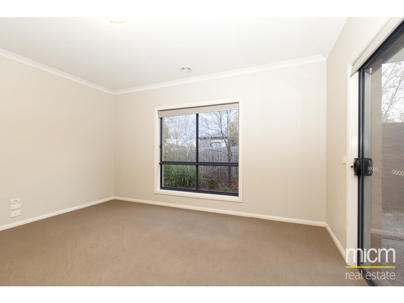 14 Feather Place, Point Cook VIC 3030