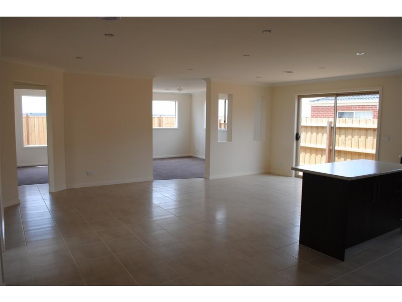 21 Applebox Circuit, Point Cook VIC 3030