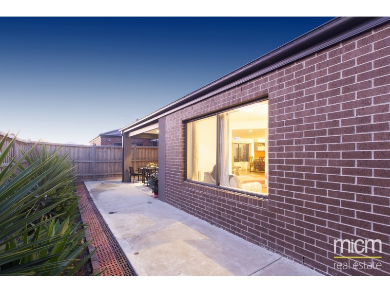 6 Clarion Avenue, Williams Landing VIC 3027