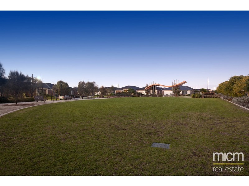 6 Clarion Avenue, Williams Landing VIC 3027