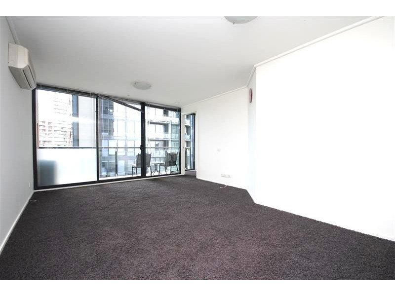 REF 22818/100 Kavanagh Street, Southbank VIC 3006
