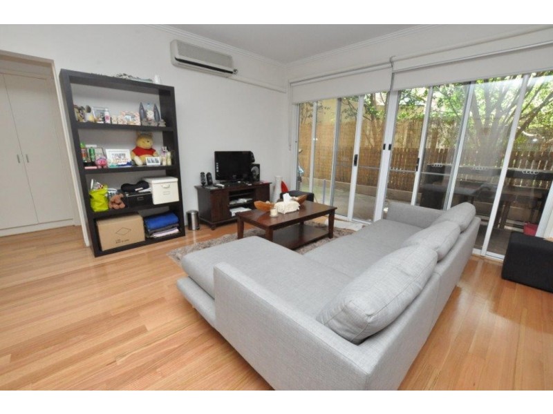 REF 22823/28 Jeffcott Street, West Melbourne VIC 3003