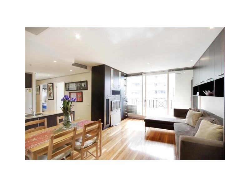 802/82 Queens Road, Melbourne VIC 3004