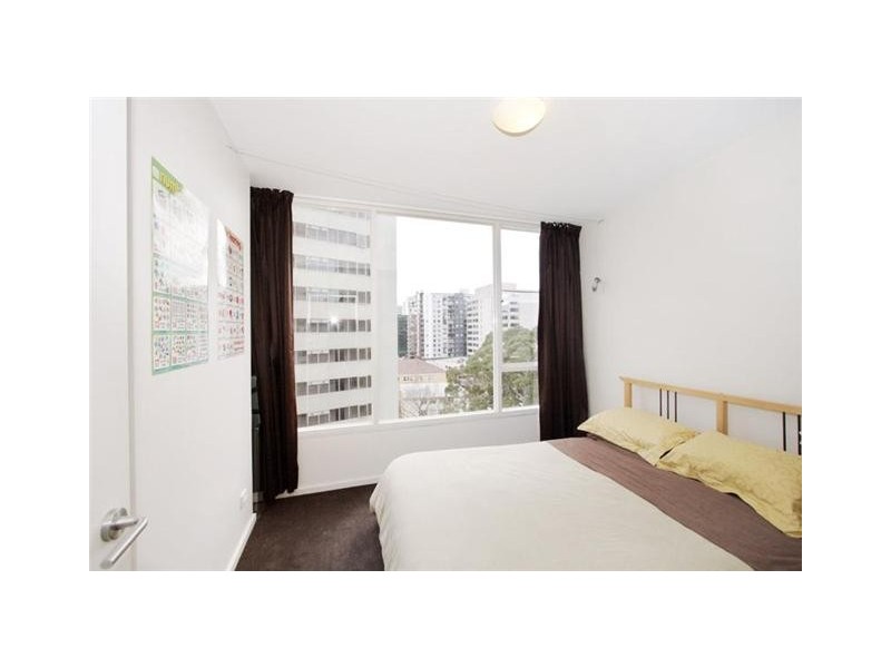 802/82 Queens Road, Melbourne VIC 3004