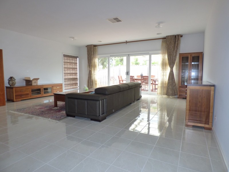 57 Alamanda Boulevard, Point Cook VIC 3030