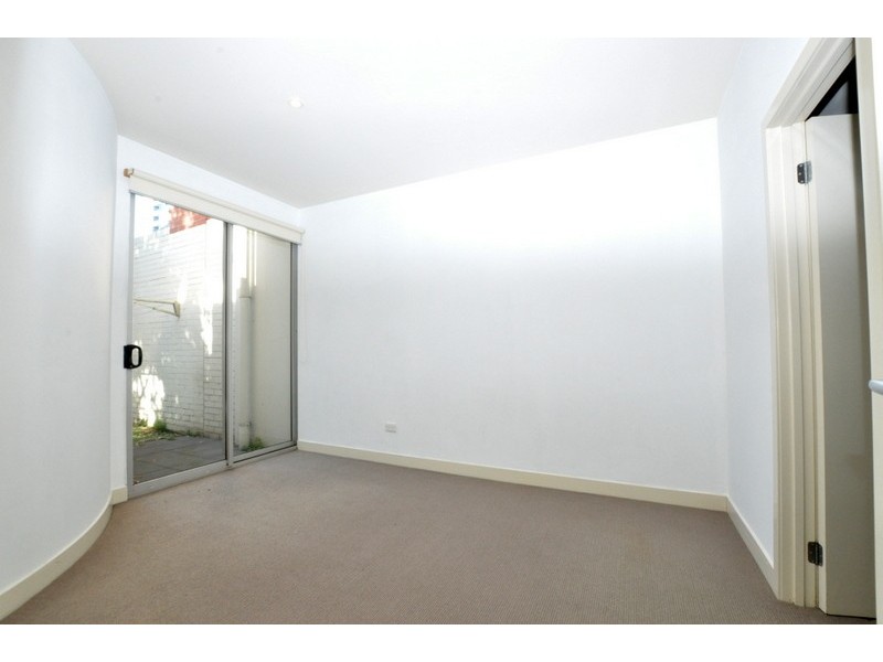 4/80 Dow Street, Port Melbourne VIC 3207