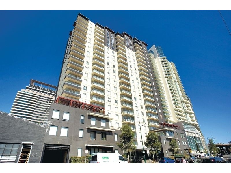 REF 22836/79 Whiteman Street, Southbank VIC 3006