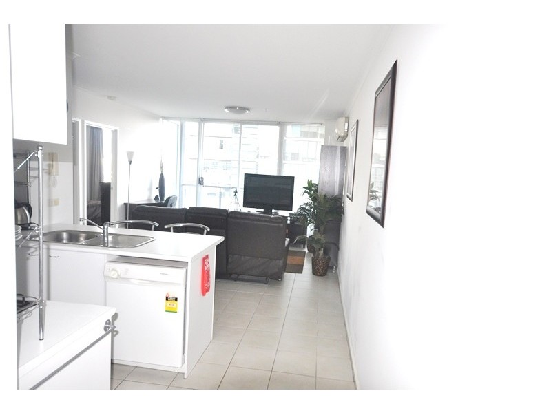 REF 22836/79 Whiteman Street, Southbank VIC 3006