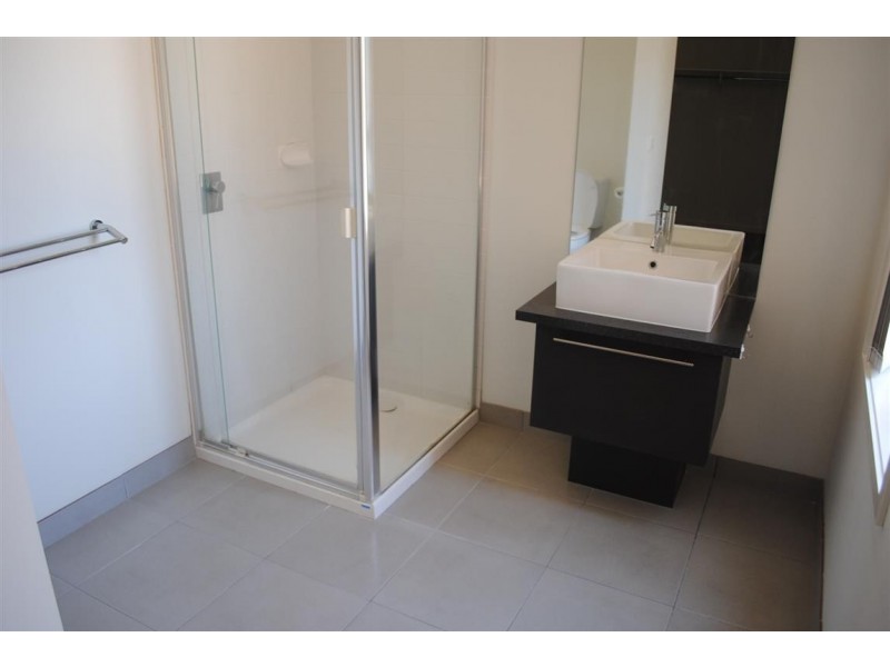 5 Skein Street, Point Cook VIC 3030