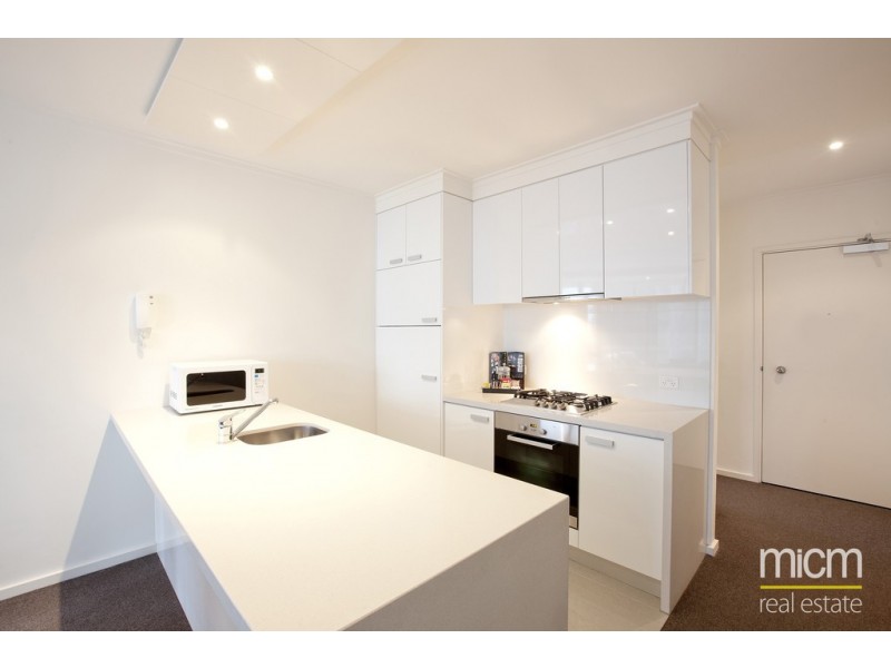 2002/63 Whiteman Street, Southbank VIC 3006