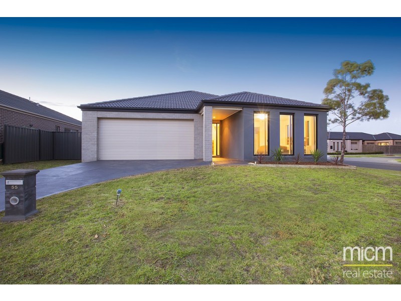 55 Peppertree Drive, Point Cook VIC 3030