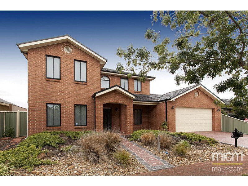 83 Glastonbury Circuit, Point Cook VIC 3030