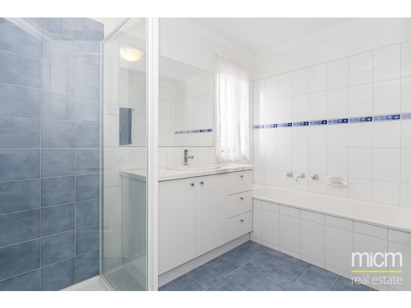 83 Glastonbury Circuit, Point Cook VIC 3030