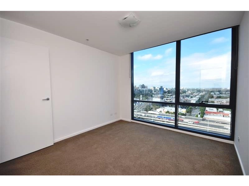 REF 32457/241 City Road, Southbank VIC 3006