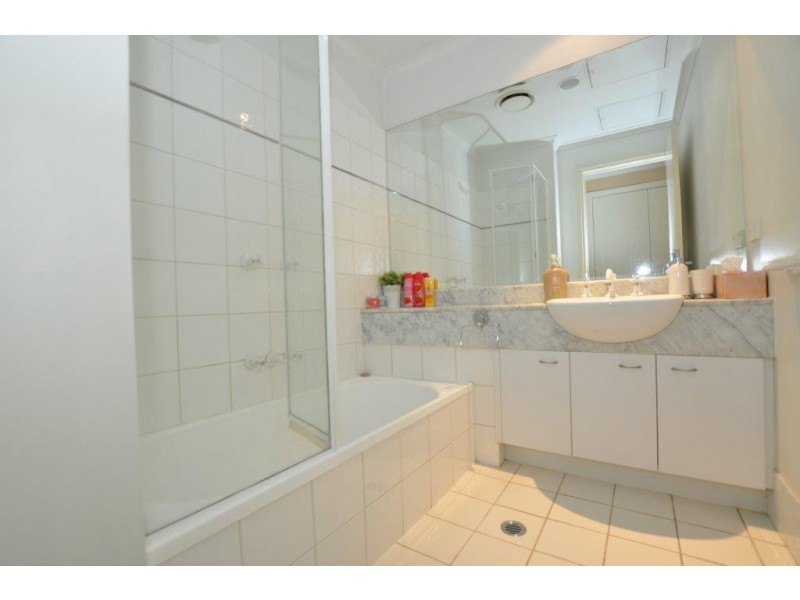 REF 22875/418 St Kilda Road, Melbourne VIC 3004