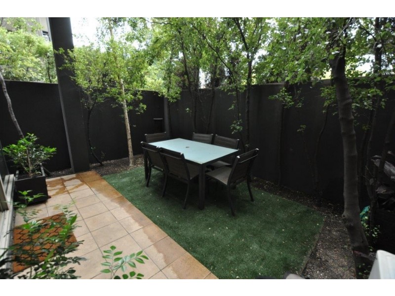 REF 22875/418 St Kilda Road, Melbourne VIC 3004