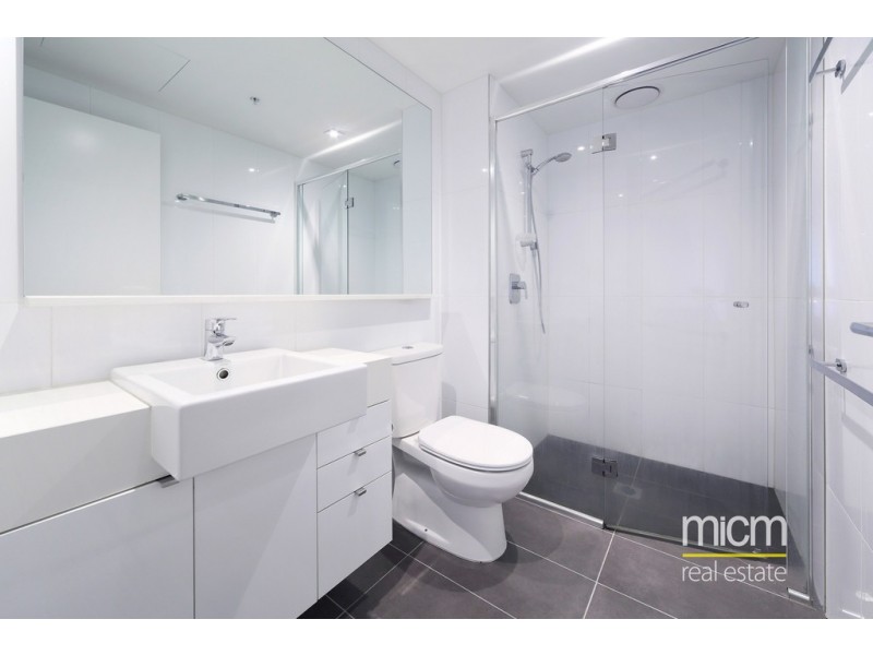 808/53 Batman Street, West Melbourne VIC 3003