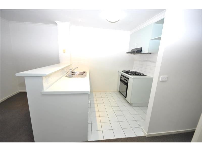 REF 22881/18 Courtney Street, North Melbourne VIC 3051