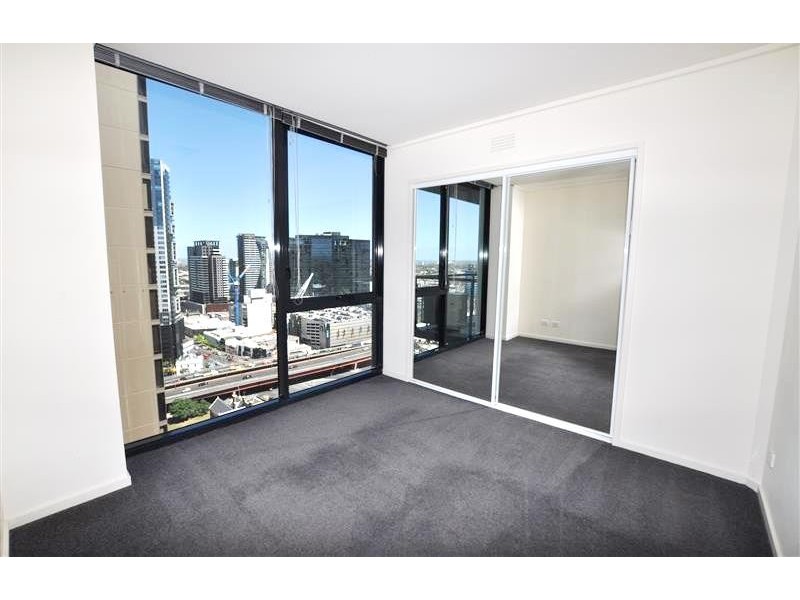 REF 22886/100 Kavanagh Street, Southbank VIC 3006