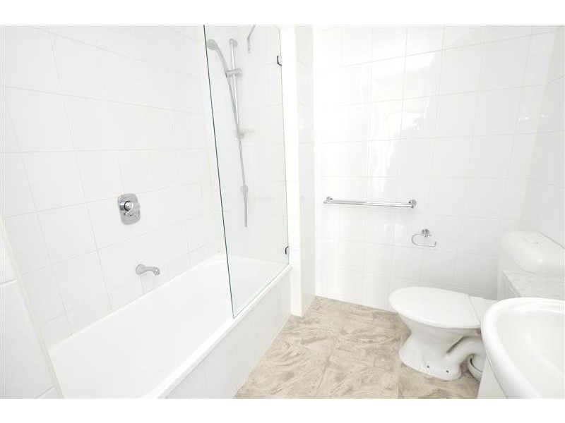 REF 22886/100 Kavanagh Street, Southbank VIC 3006
