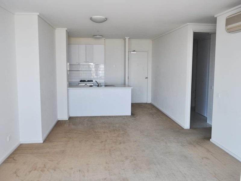 REF 22887/99 Whiteman Street, Southbank VIC 3006