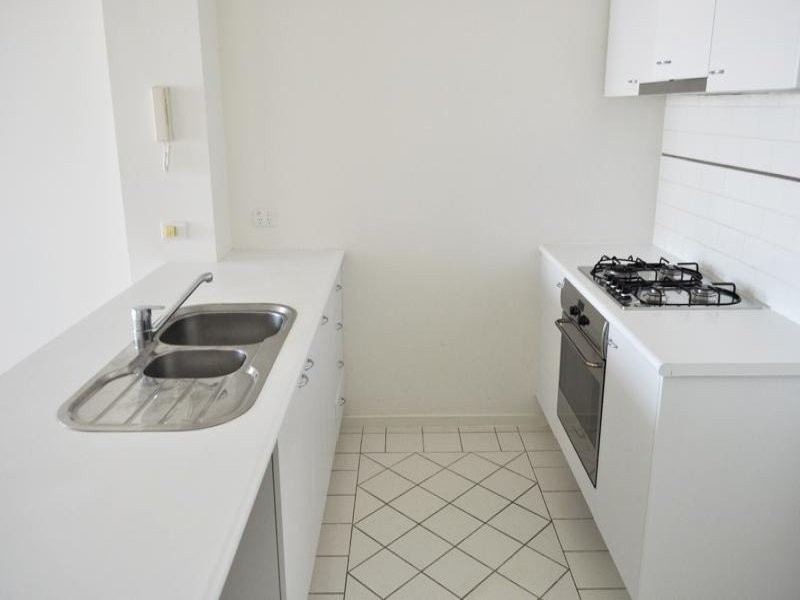 REF 22887/99 Whiteman Street, Southbank VIC 3006