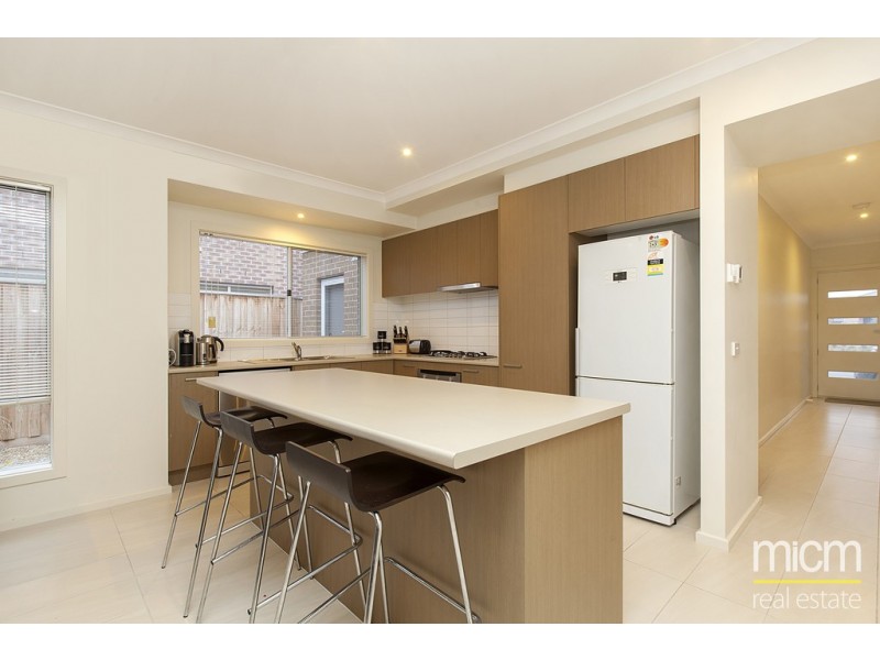 63 Barnstormer Boulevard, Point Cook VIC 3030