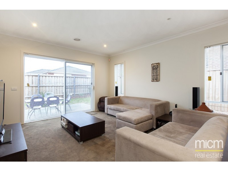 63 Barnstormer Boulevard, Point Cook VIC 3030