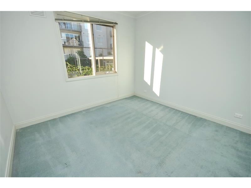 REF 22902/38 Wells Street, Southbank VIC 3006