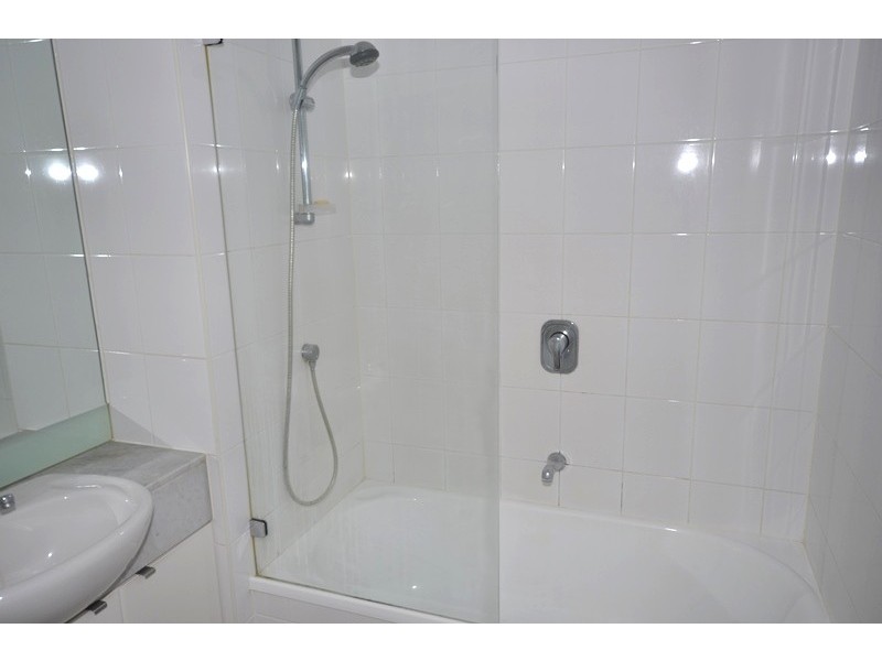 REF 31325/173 City Road, Southbank VIC 3006