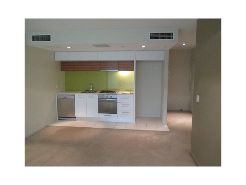 702/100 Harbour Esplanade, Docklands VIC 3008