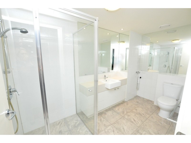 REF 22914/100 Kavanagh Street, Southbank VIC 3006