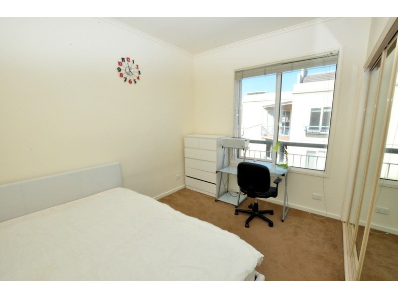 REF 32856/88 Wells Street, Southbank VIC 3006