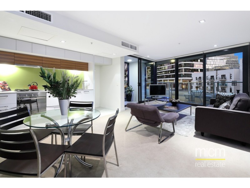 713/100 Harbour Esplanade, Docklands VIC 3008