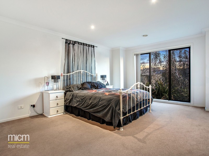 94 Tom Roberts Parade, Point Cook VIC 3030