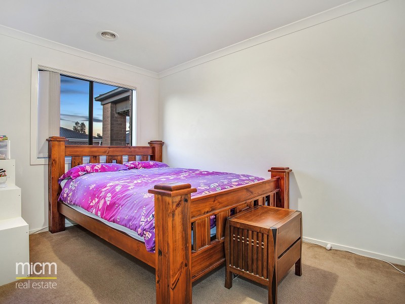 94 Tom Roberts Parade, Point Cook VIC 3030
