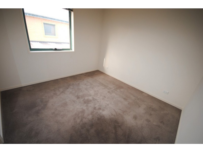 REF 22934/19 Vaughan Crescent, Kew VIC 3101