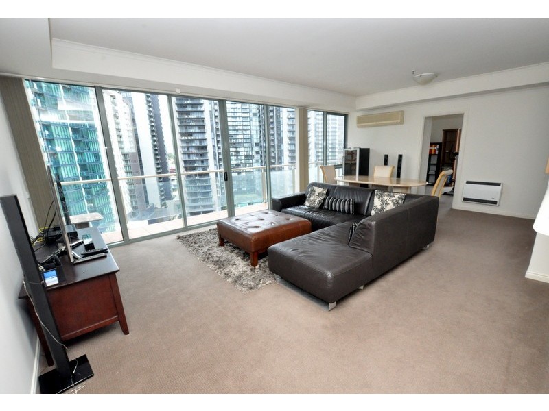 REF 32817/83 Queensbridge Street, Southbank VIC 3006