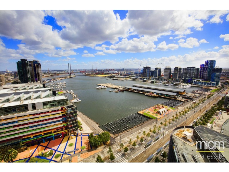 2508/100 Harbour Esplanade, Docklands VIC 3008