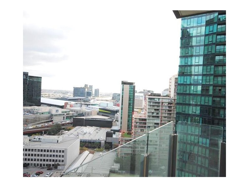 REF 22941/163 City Road, Southbank VIC 3006