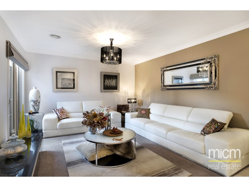 12 Geraldton Road, Point Cook VIC 3030